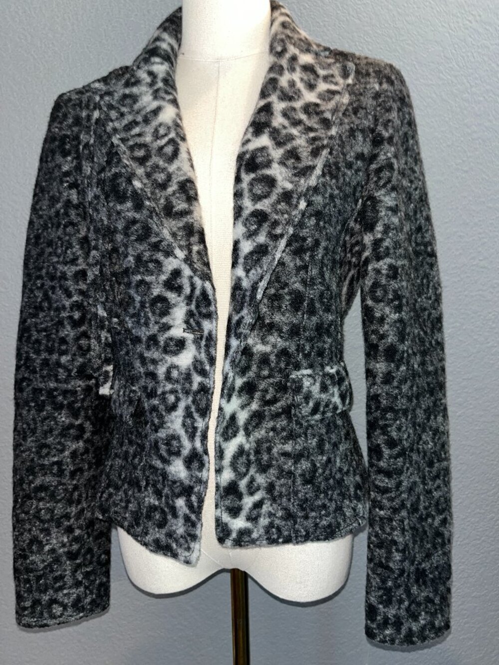 Vintage TUZZI Leopard Print Wool Blend Blazer Jacket Gray Black Germany Size 8